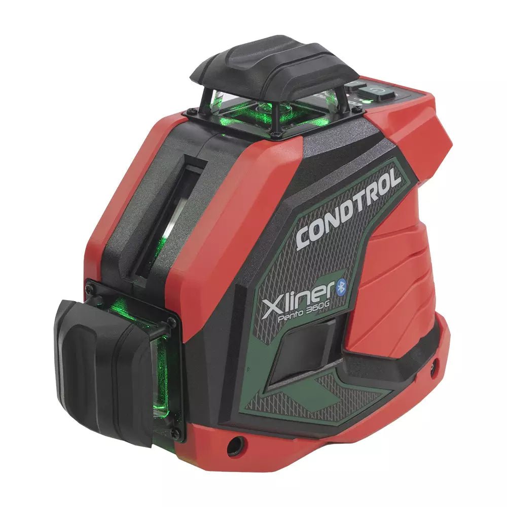 XLiner Pento 360G mit WallMount Pro Halterung an der Wand befestigt